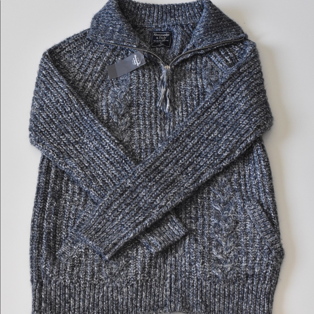 Abercrombie & Fitch Knit Sweater Size Small